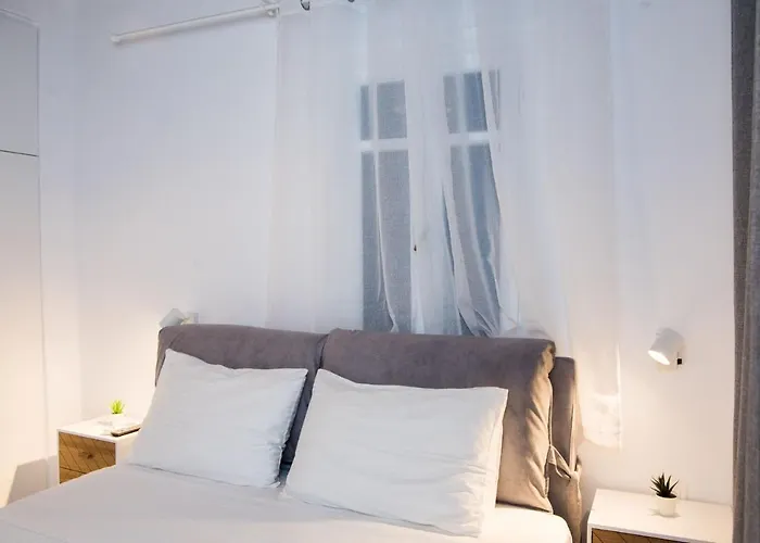 Vila Glamorous 2br In Ornos With Amazing Sea View!